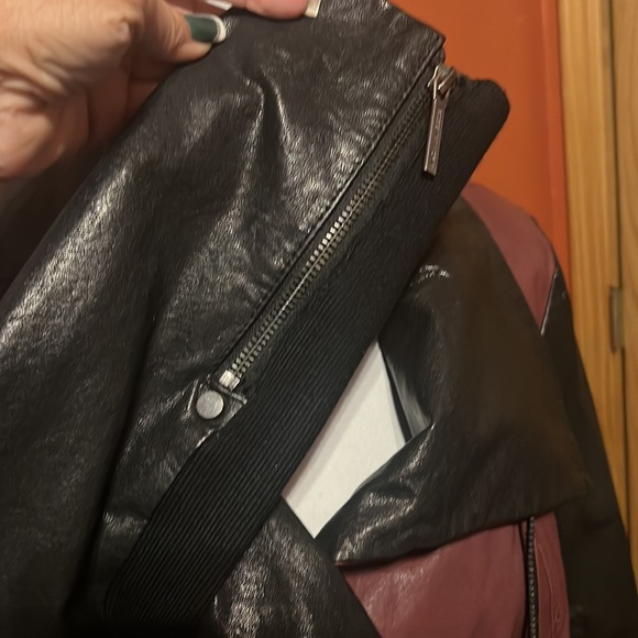 BCBG MAXAZRIA MOTO LEATHER JACKET ……028 - Picture 8 of 16